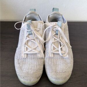 Nike Cream and Light Blue Athletic Shoes